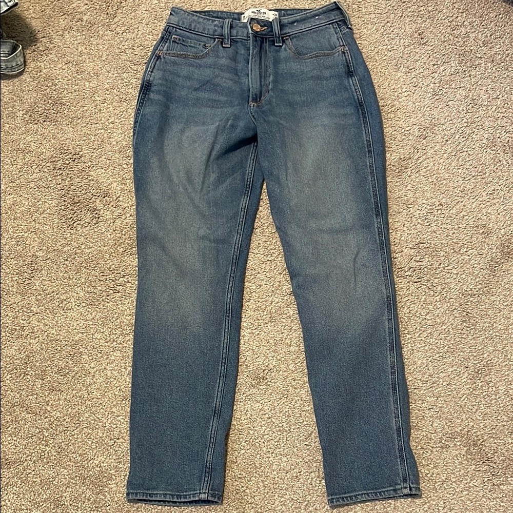 Hollister curvy high-rise mom Jean 3S GUC